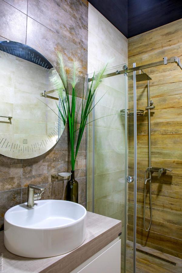 Entire Flat With City Skyline View - Two Bedrooms Batumi Eksteriør billede