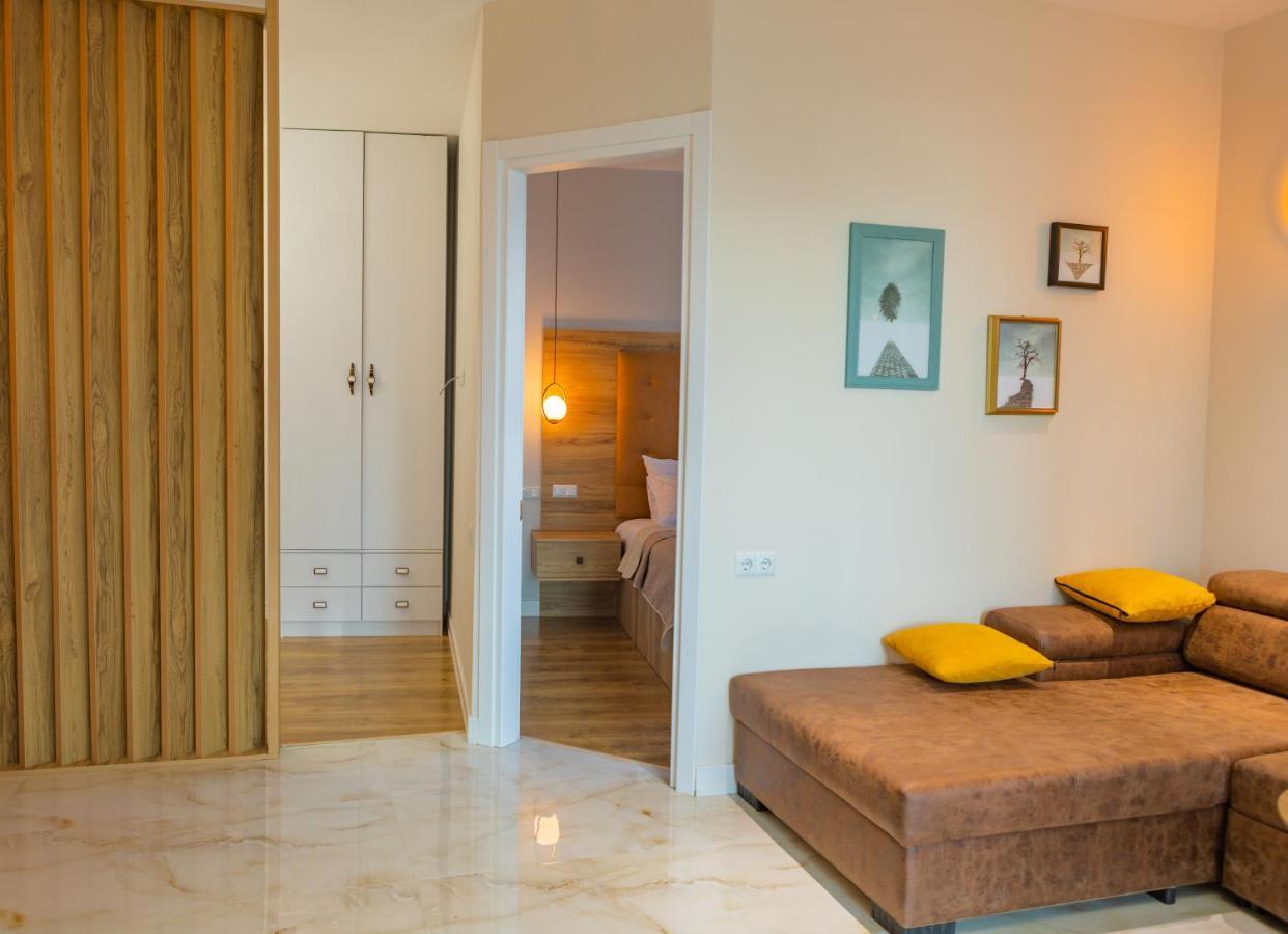 Entire Flat With City Skyline View - Two Bedrooms Batumi Eksteriør billede