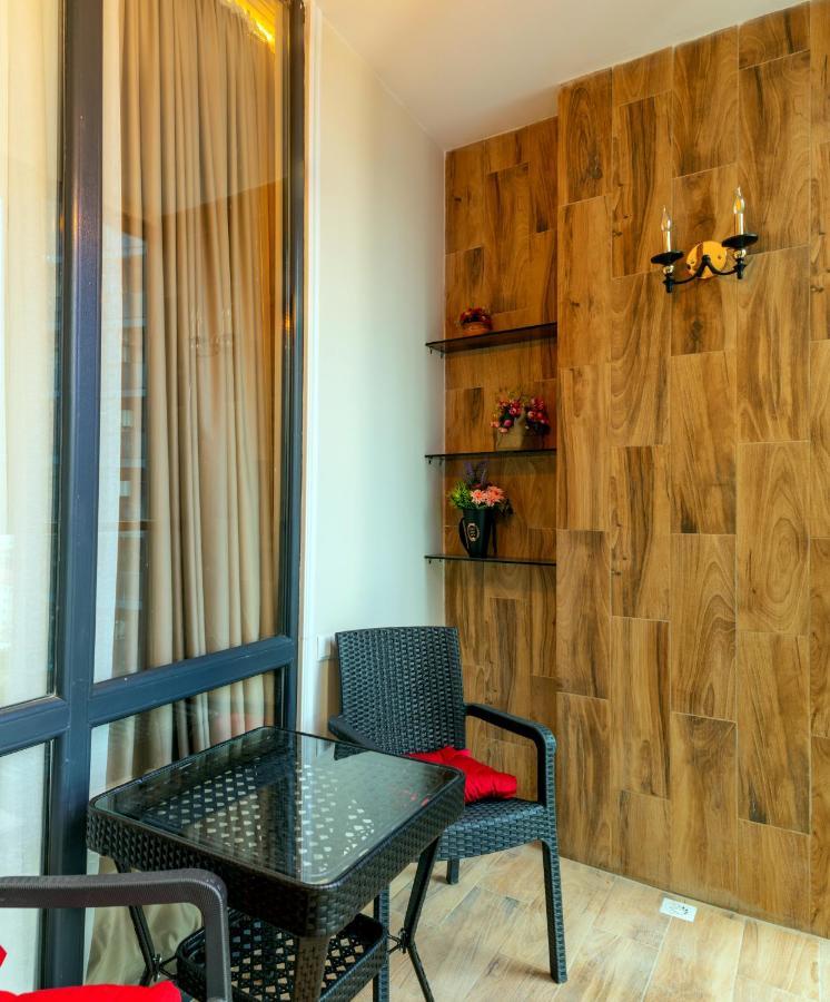 Entire Flat With City Skyline View - Two Bedrooms Batumi Eksteriør billede