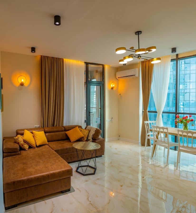 Entire Flat With City Skyline View - Two Bedrooms Batumi Eksteriør billede
